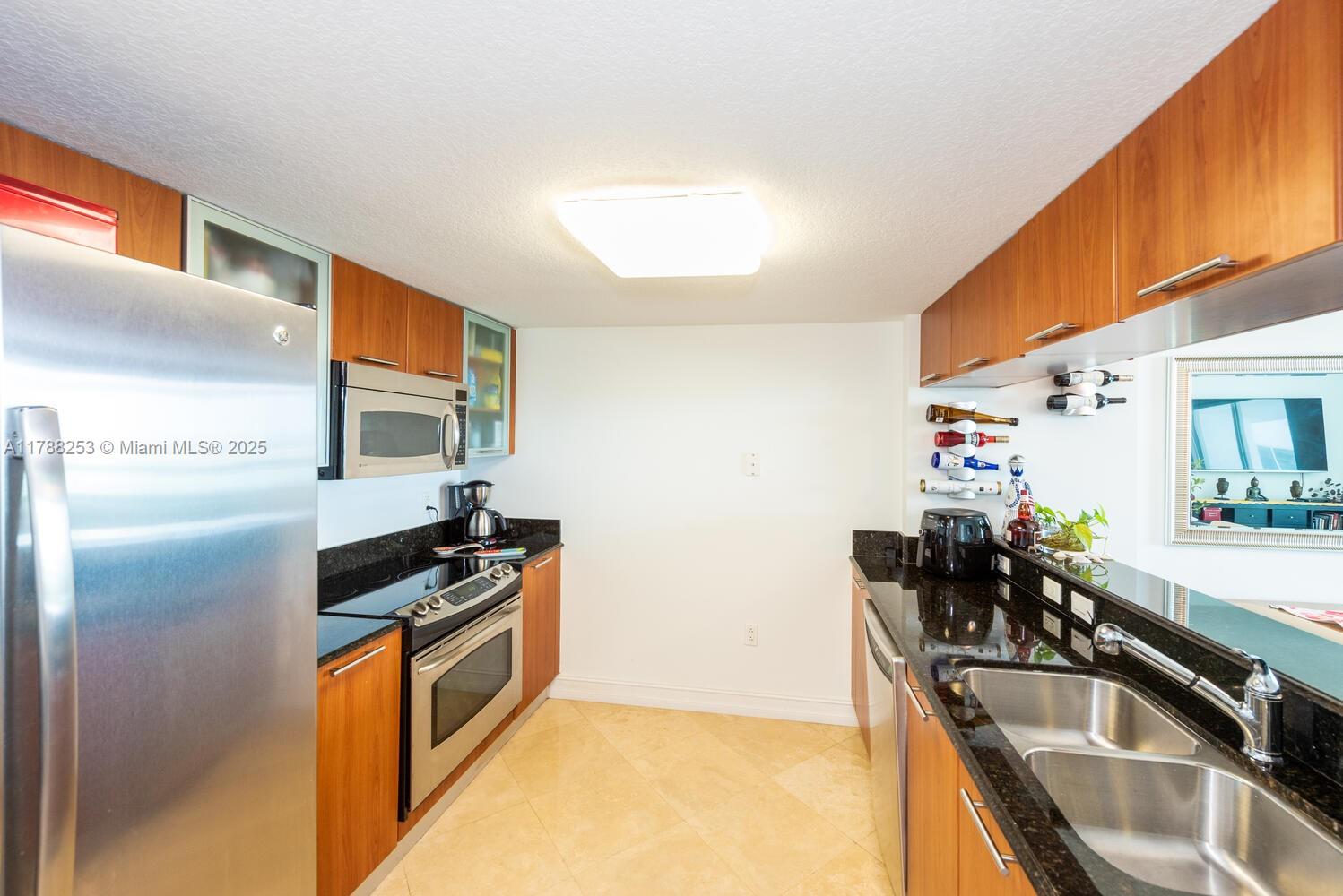 1800 N Bayshore Dr #2406, Miami FL 33132