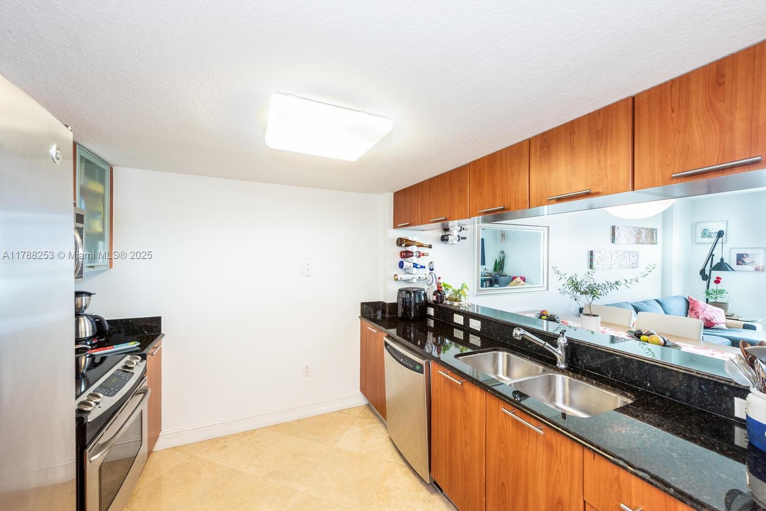 1800 N Bayshore Dr #2406, Miami FL 33132