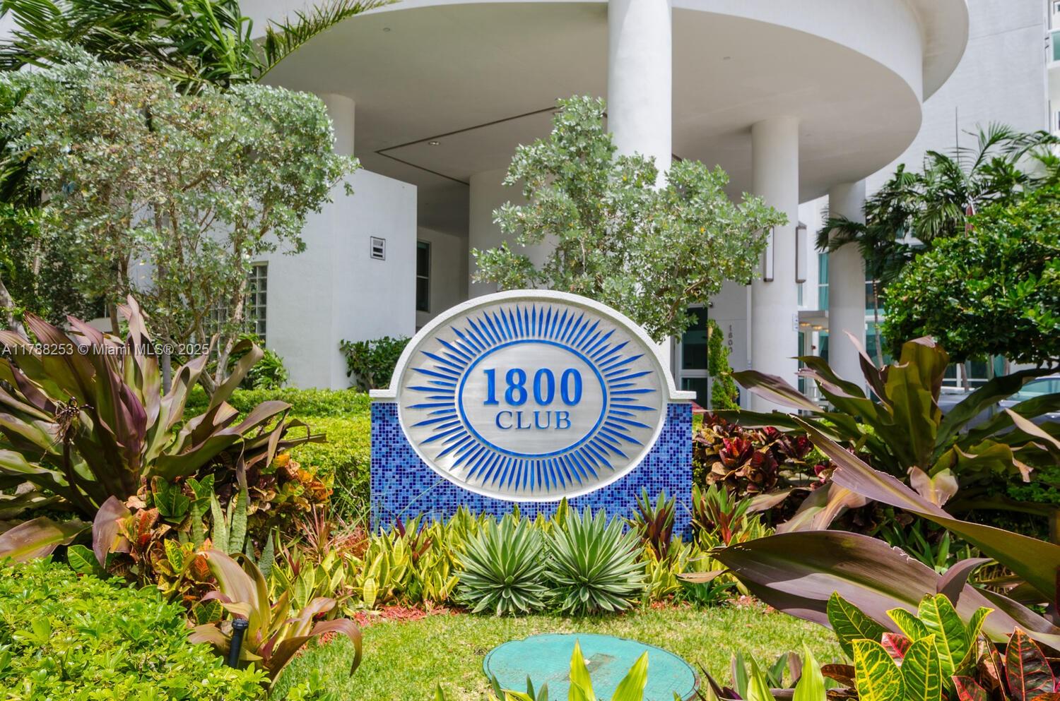 1800 N Bayshore Dr #2406, Miami FL 33132