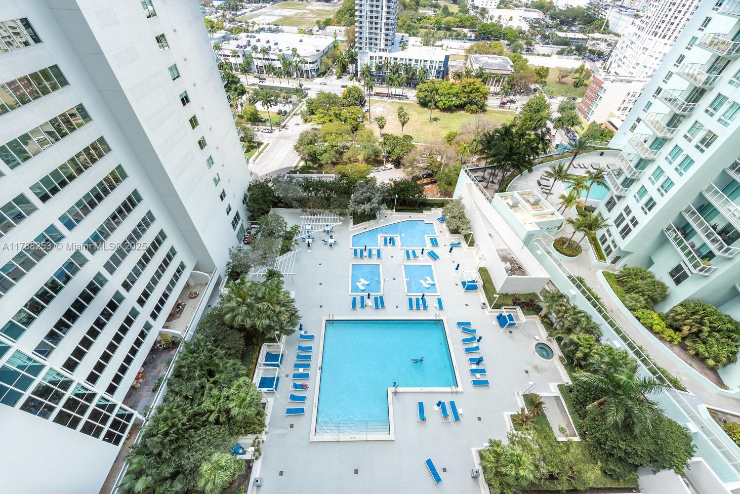 1800 N Bayshore Dr #2406, Miami FL 33132