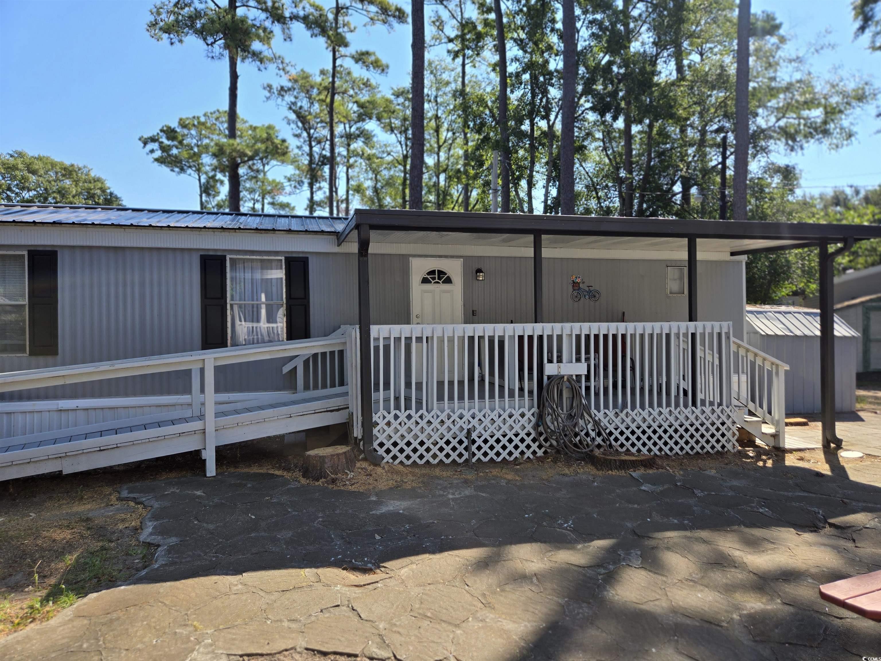495 Clubhouse Rd. Garden City, SC 29576