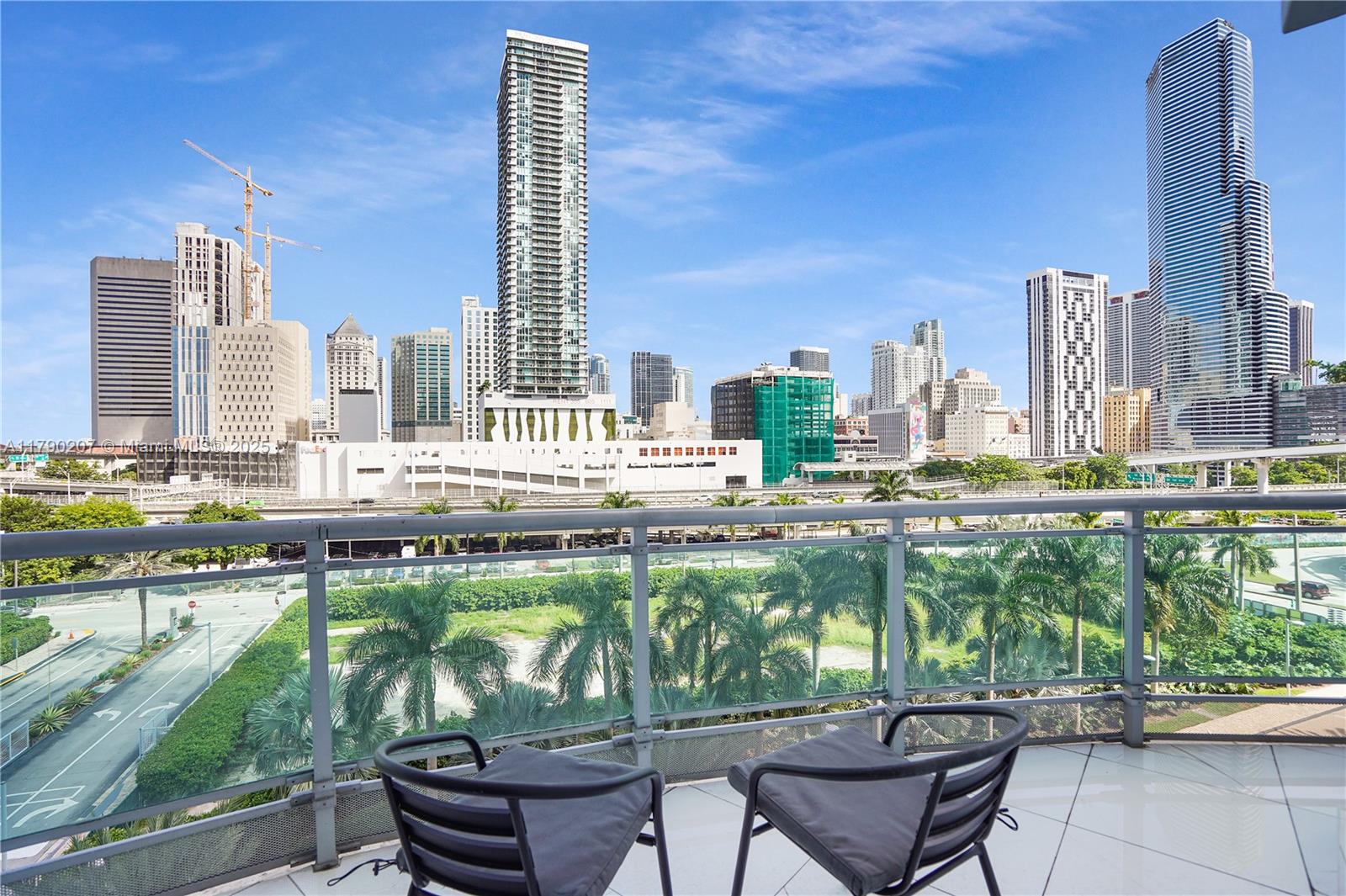 350 S Miami Ave #713, Miami FL 33130