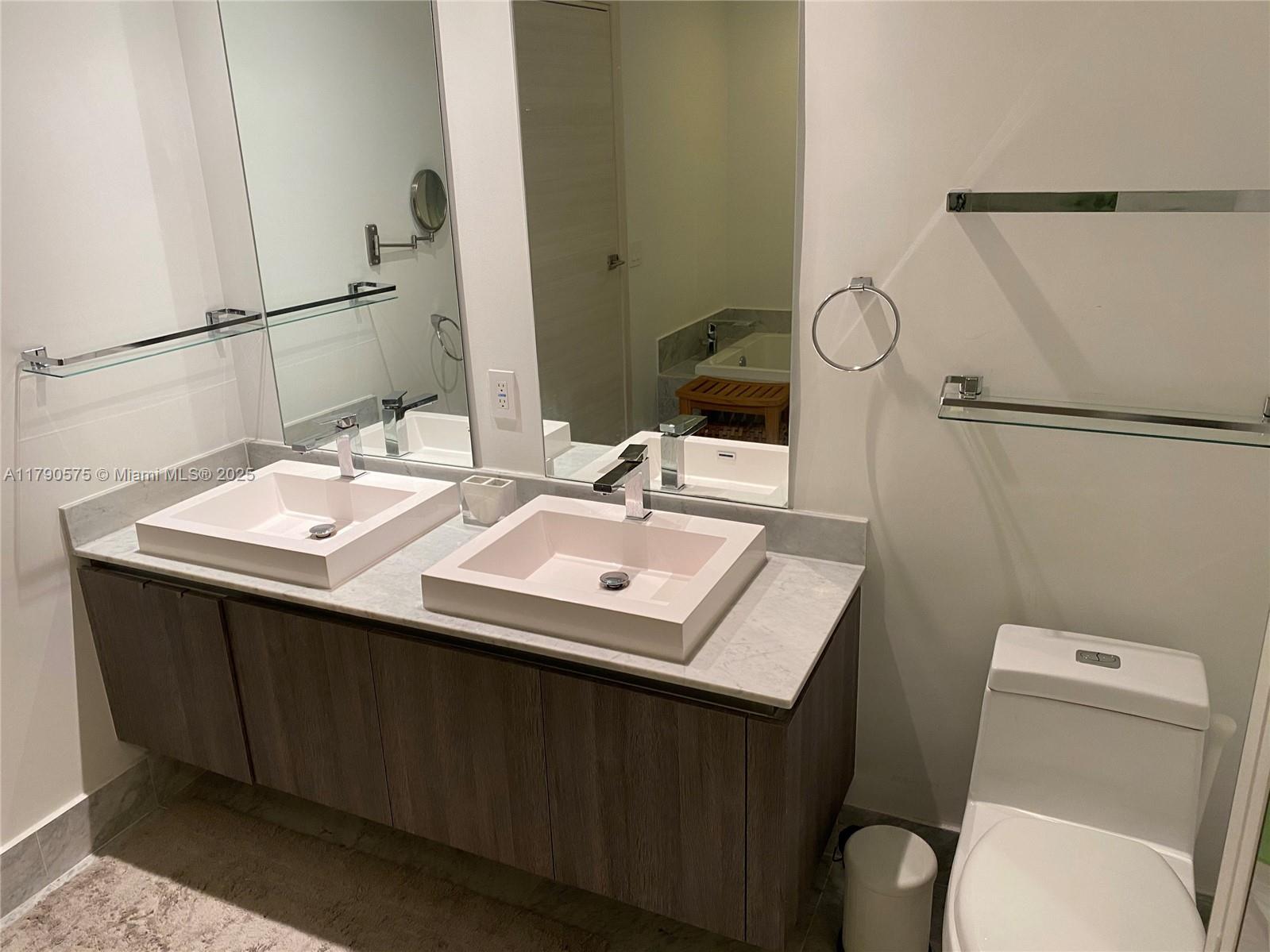 801 S Miami Ave #3604, Miami FL 33130