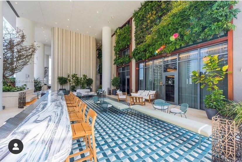 801 S Miami Ave #3604, Miami FL 33130
