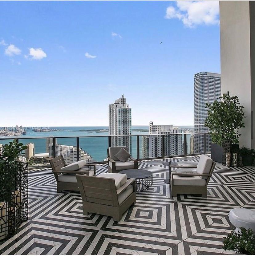 801 S Miami Ave #3604, Miami FL 33130