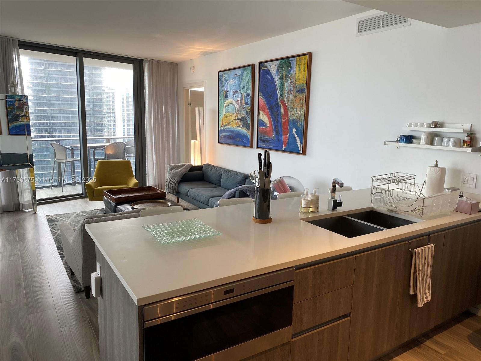 801 S Miami Ave #3604, Miami FL 33130
