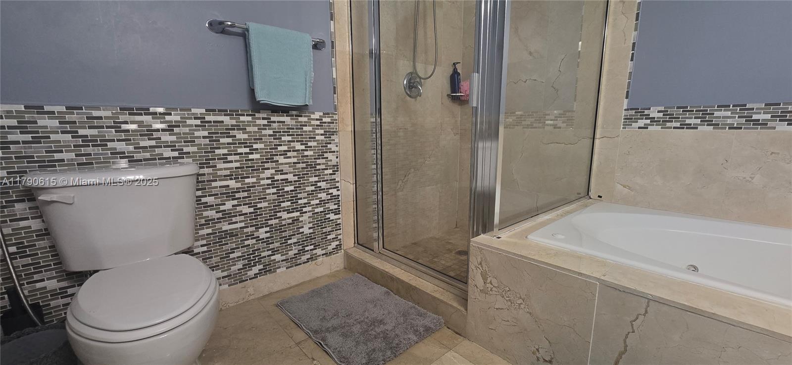 7900 Harbor Island Dr #1024, North Bay Village FL 33141