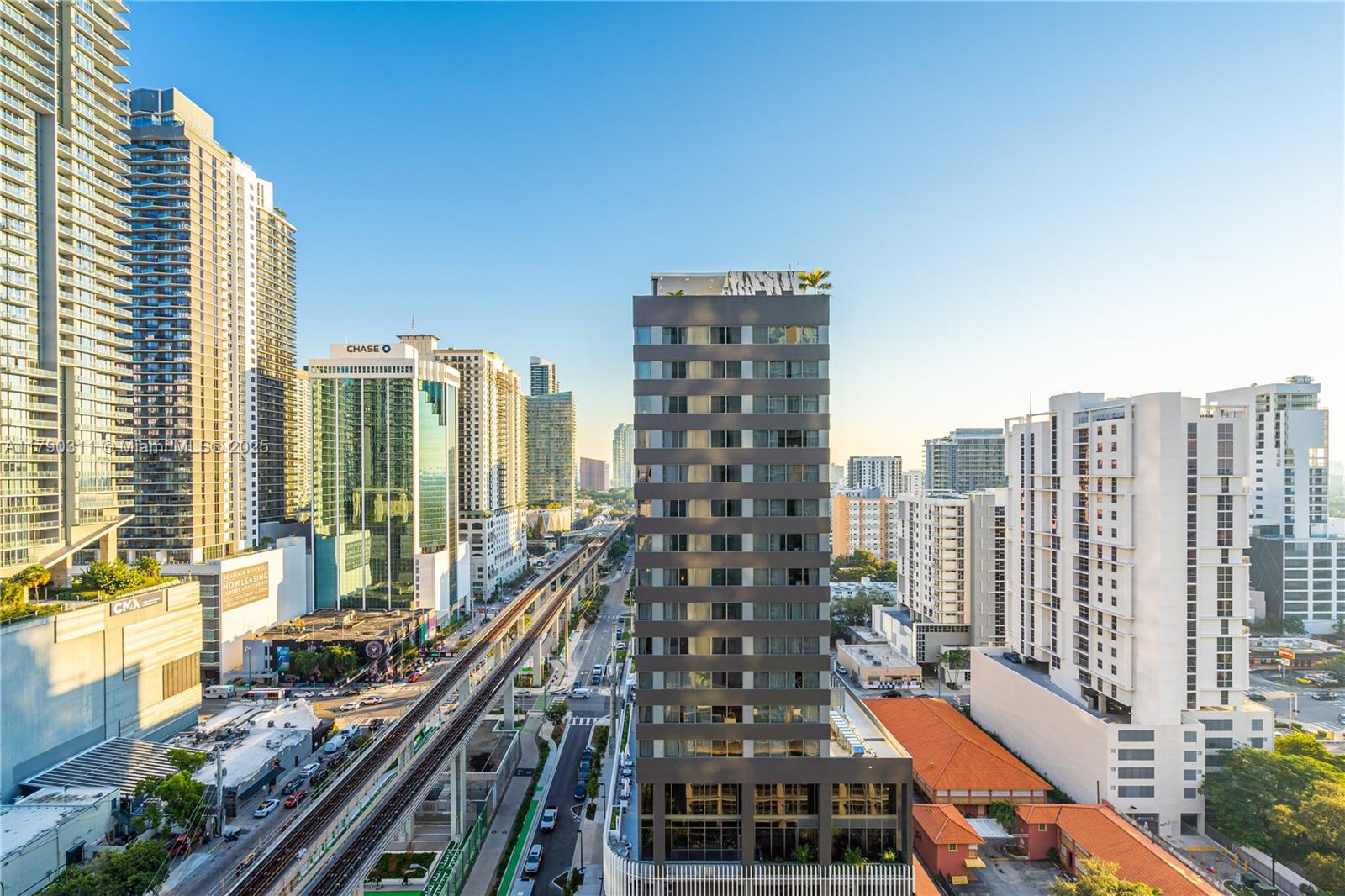 690 SW 1st Ct #2124, Miami FL 33130