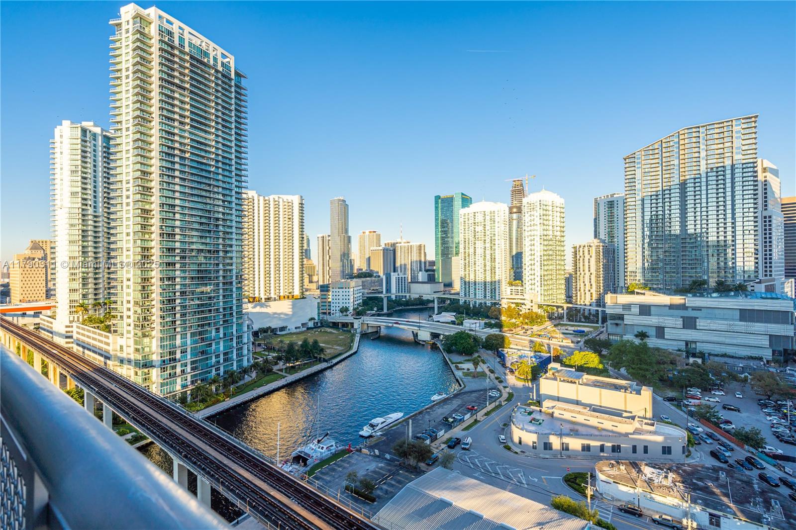 690 SW 1st Ct #2124, Miami FL 33130