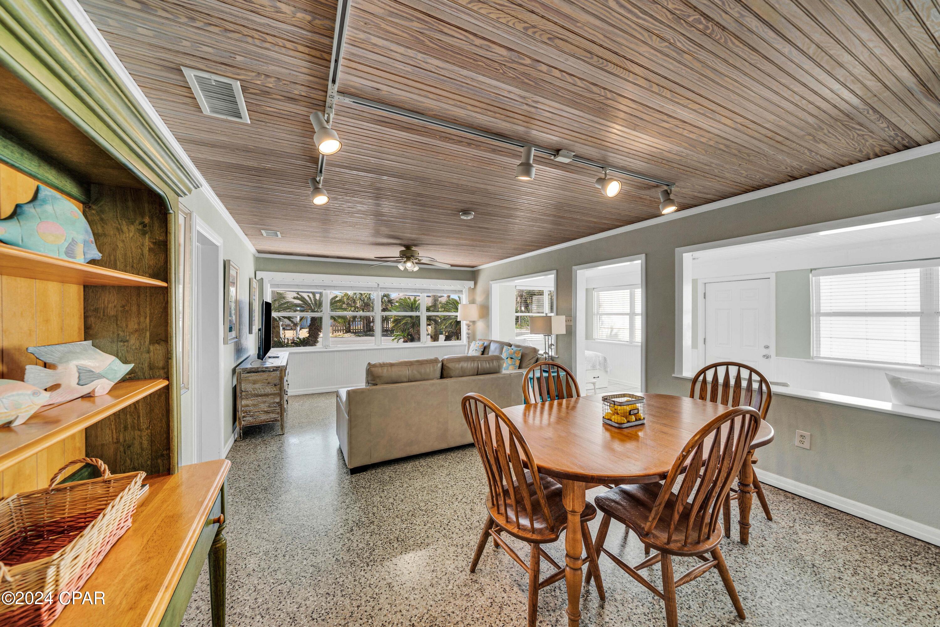 Image 10 For 6618 Gulf Drive