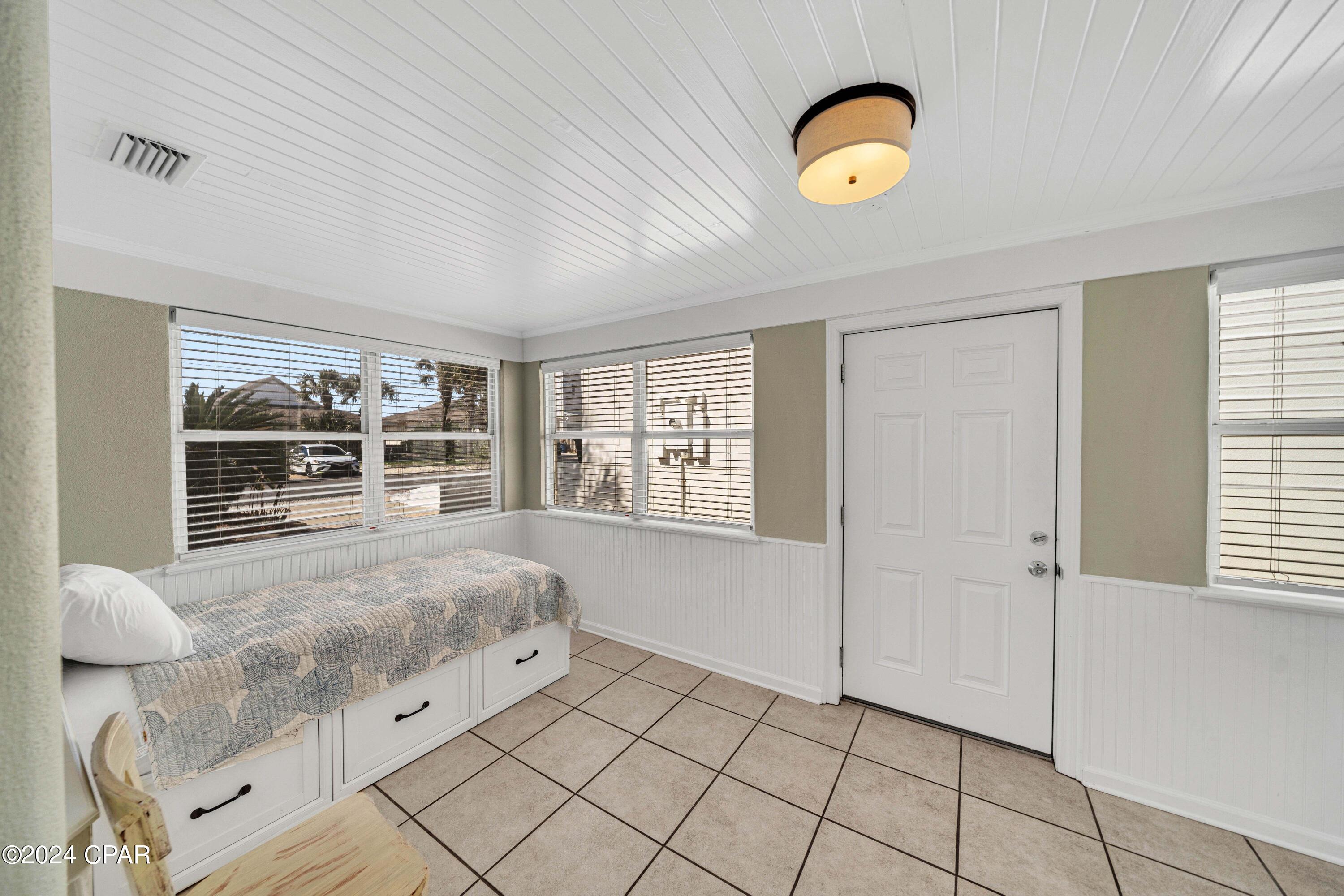 Image 14 For 6618 Gulf Drive