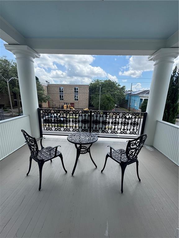 837-839 Jackson Avenue
