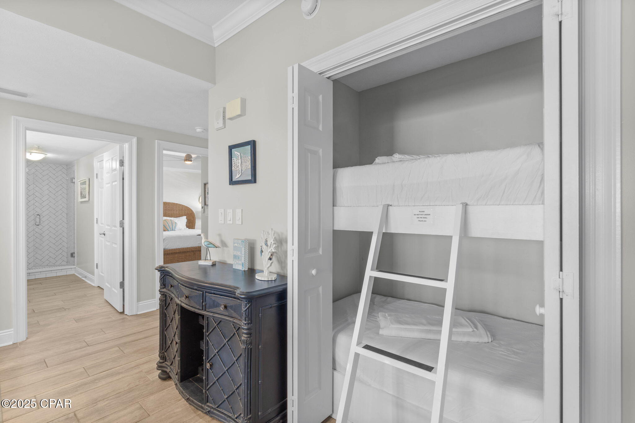 Image 15 For 5004 Thomas Drive 1811