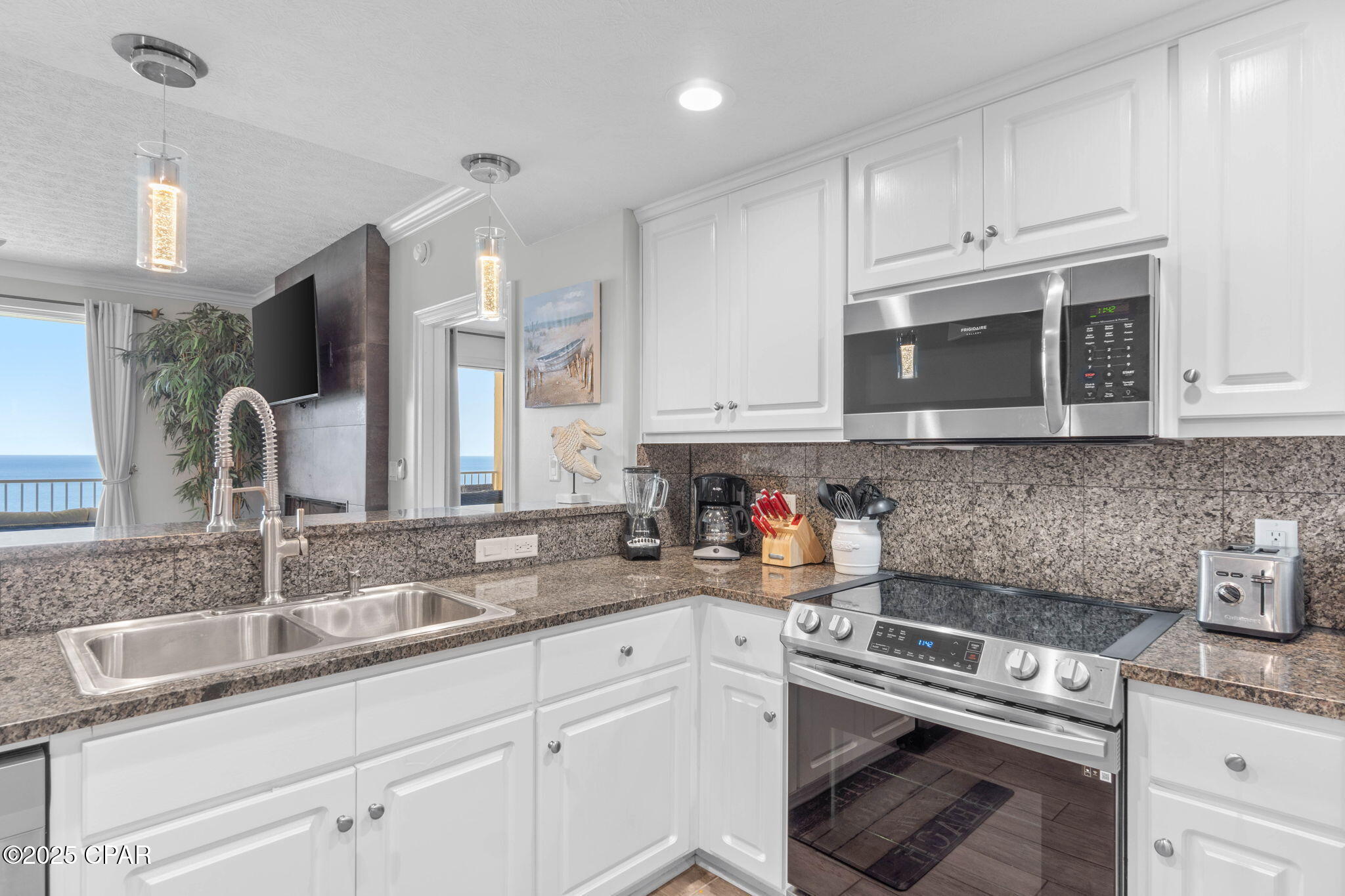 Image 18 For 5004 Thomas Drive 1811