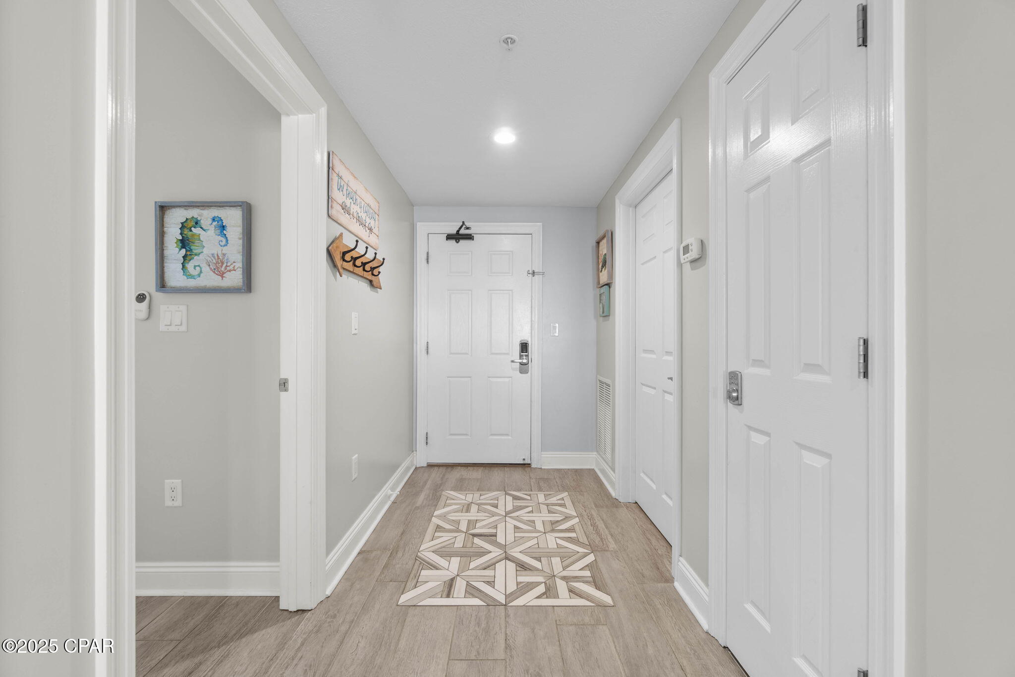 Image 5 For 5004 Thomas Drive 1811