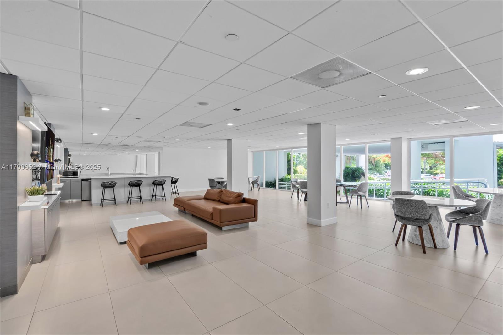 155 Ocean Lane Dr #300, Key Biscayne FL 33149