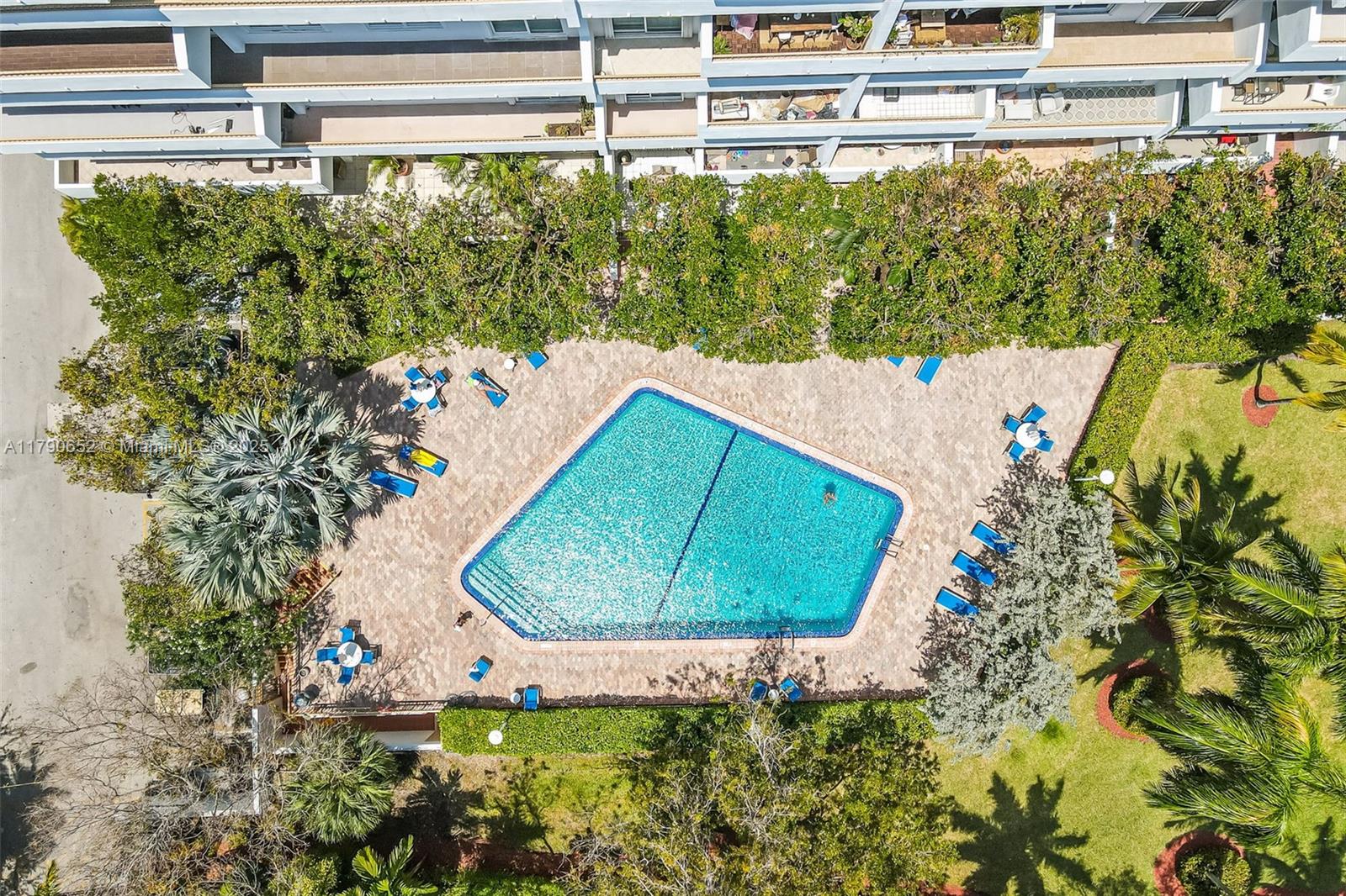 155 Ocean Lane Dr #300, Key Biscayne FL 33149