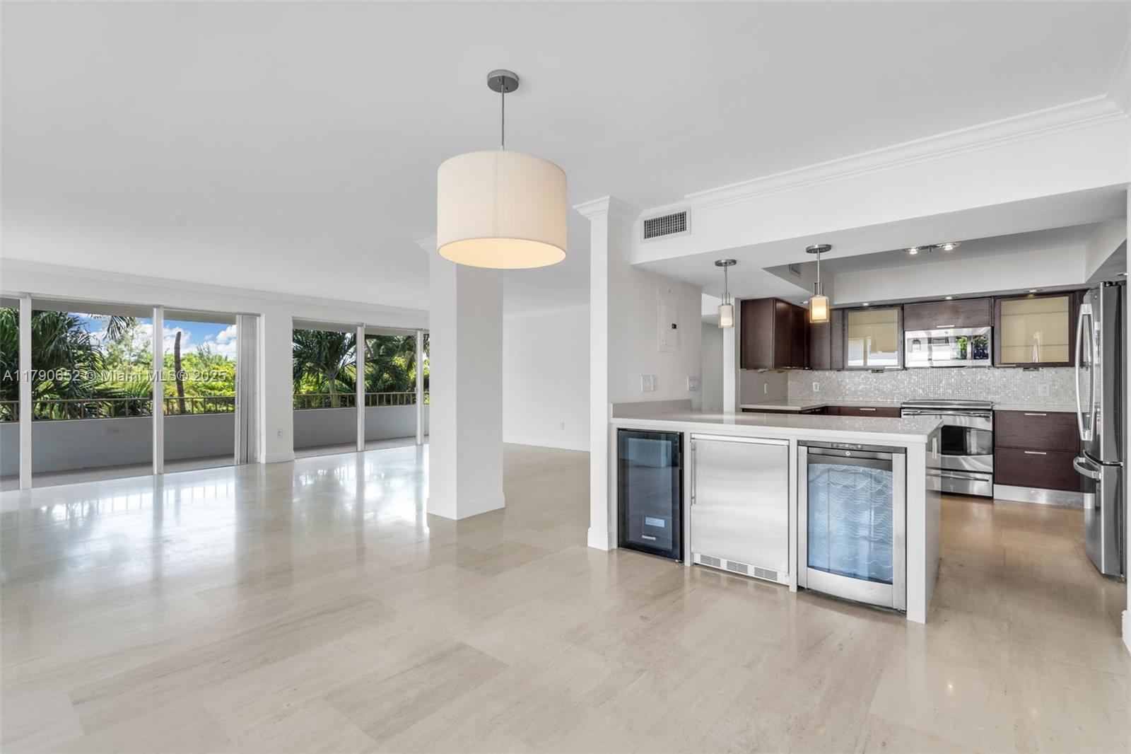 155 Ocean Lane Dr #300, Key Biscayne FL 33149