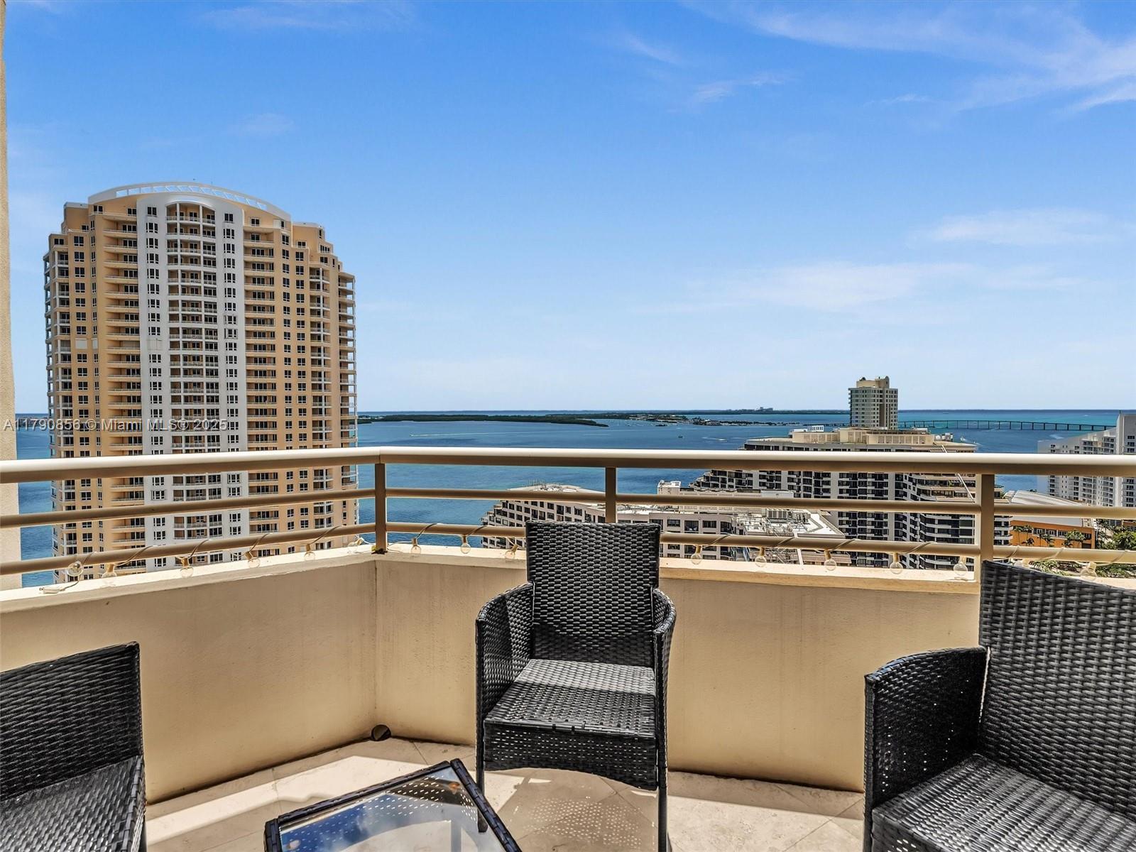 888 Brickell Key Dr #2709, Miami FL 33131