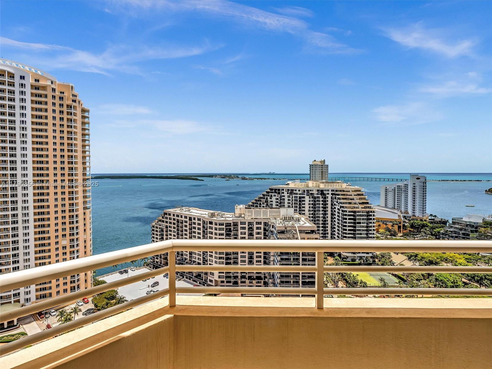 888 Brickell Key Dr #2709, Miami FL 33131