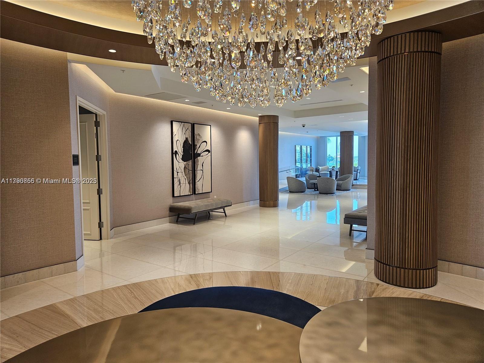 888 Brickell Key Dr #2709, Miami FL 33131
