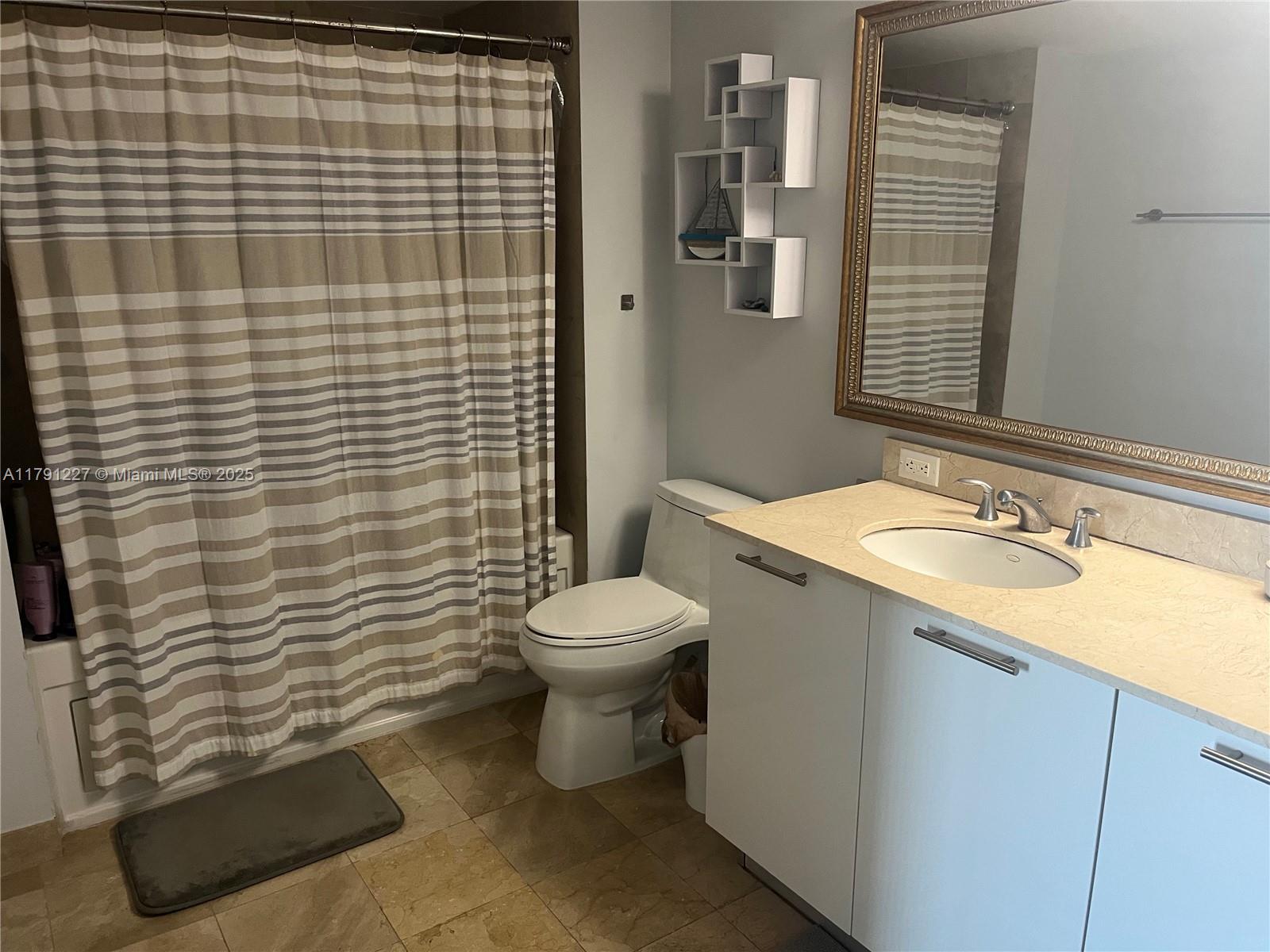 1800 N Bayshore Dr #3010, Miami FL 33132