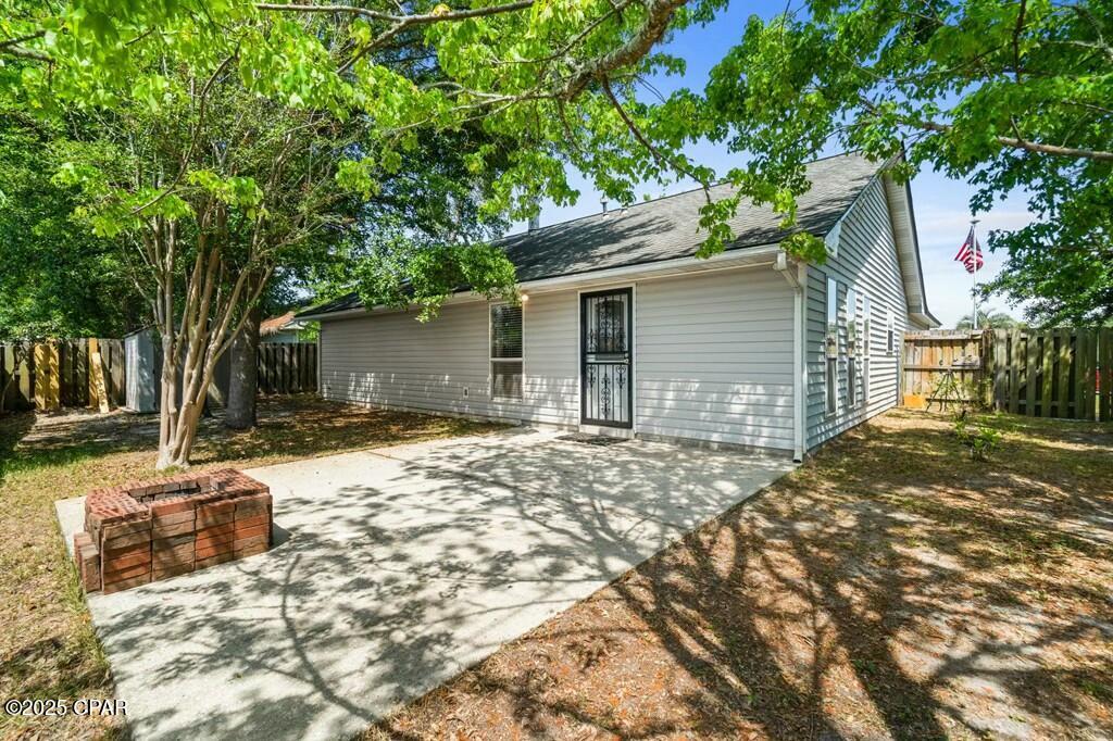 Image 11 For 142 Heritage Cir