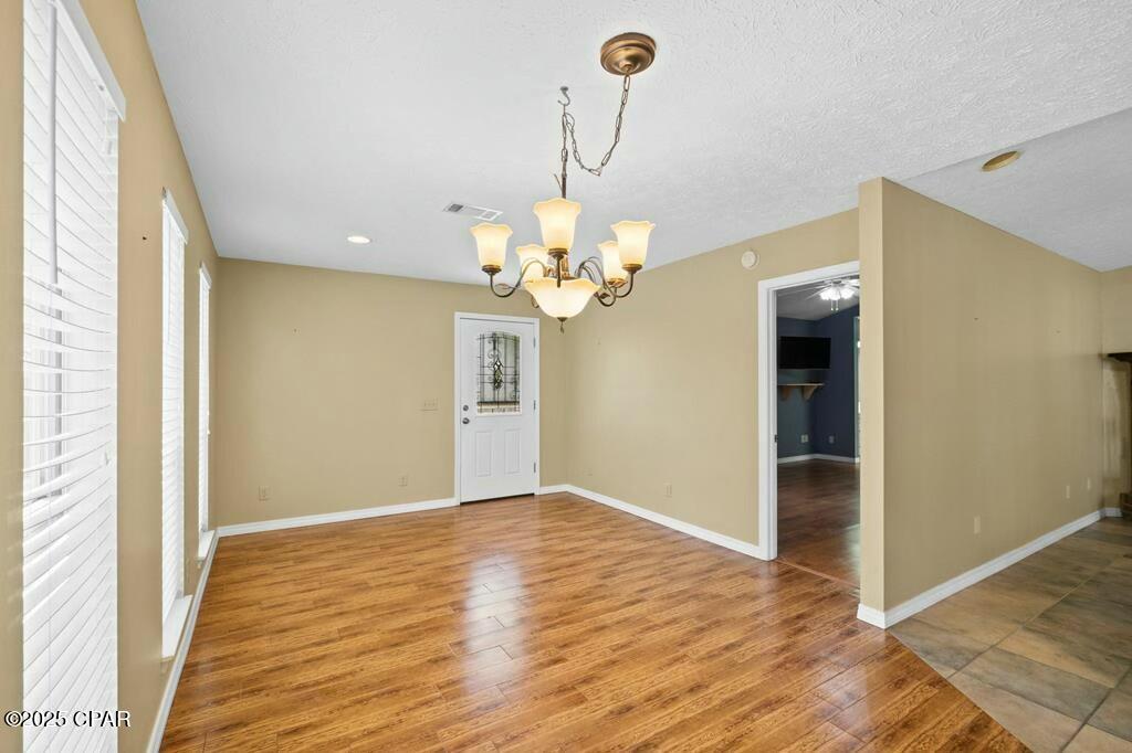 Image 37 For 142 Heritage Cir