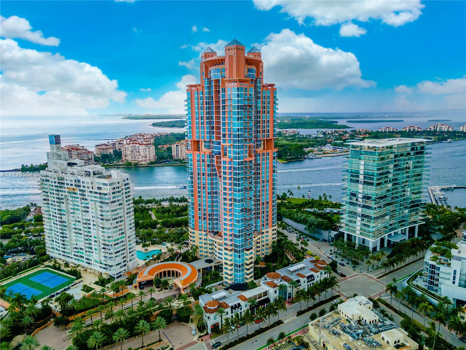 400 S Pointe Dr #702, Miami Beach FL 33139