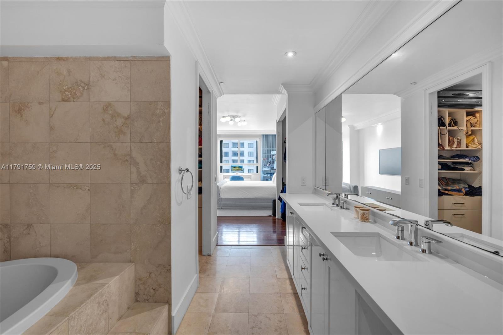 251 Crandon Blvd #624, Key Biscayne FL 33149