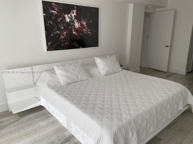 177 Ocean Lane Dr #909, Key Biscayne FL 33149