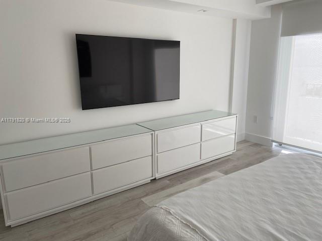 177 Ocean Lane Dr #909, Key Biscayne FL 33149