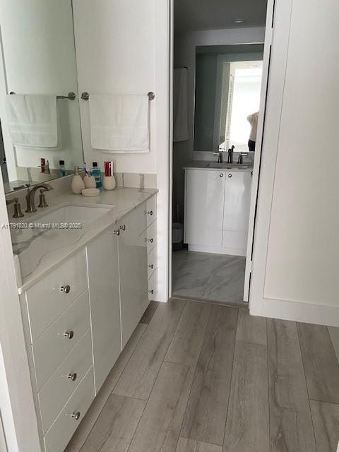 177 Ocean Lane Dr #909, Key Biscayne FL 33149