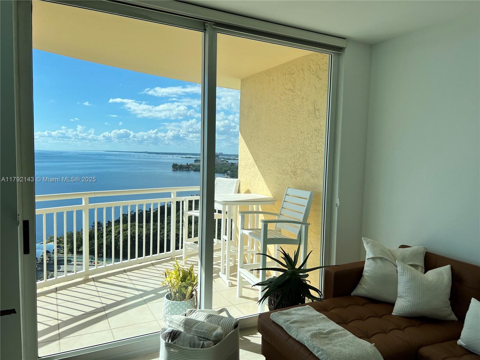 2475 Brickell Ave #2207, Miami FL 33129