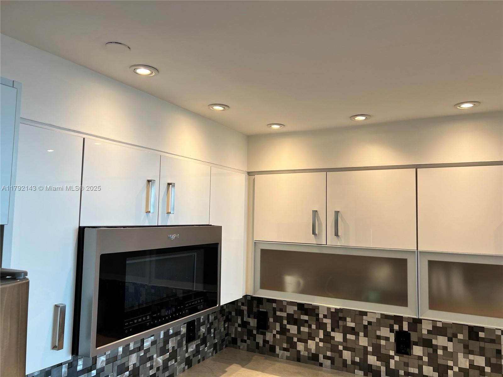 2475 Brickell Ave #2207, Miami FL 33129
