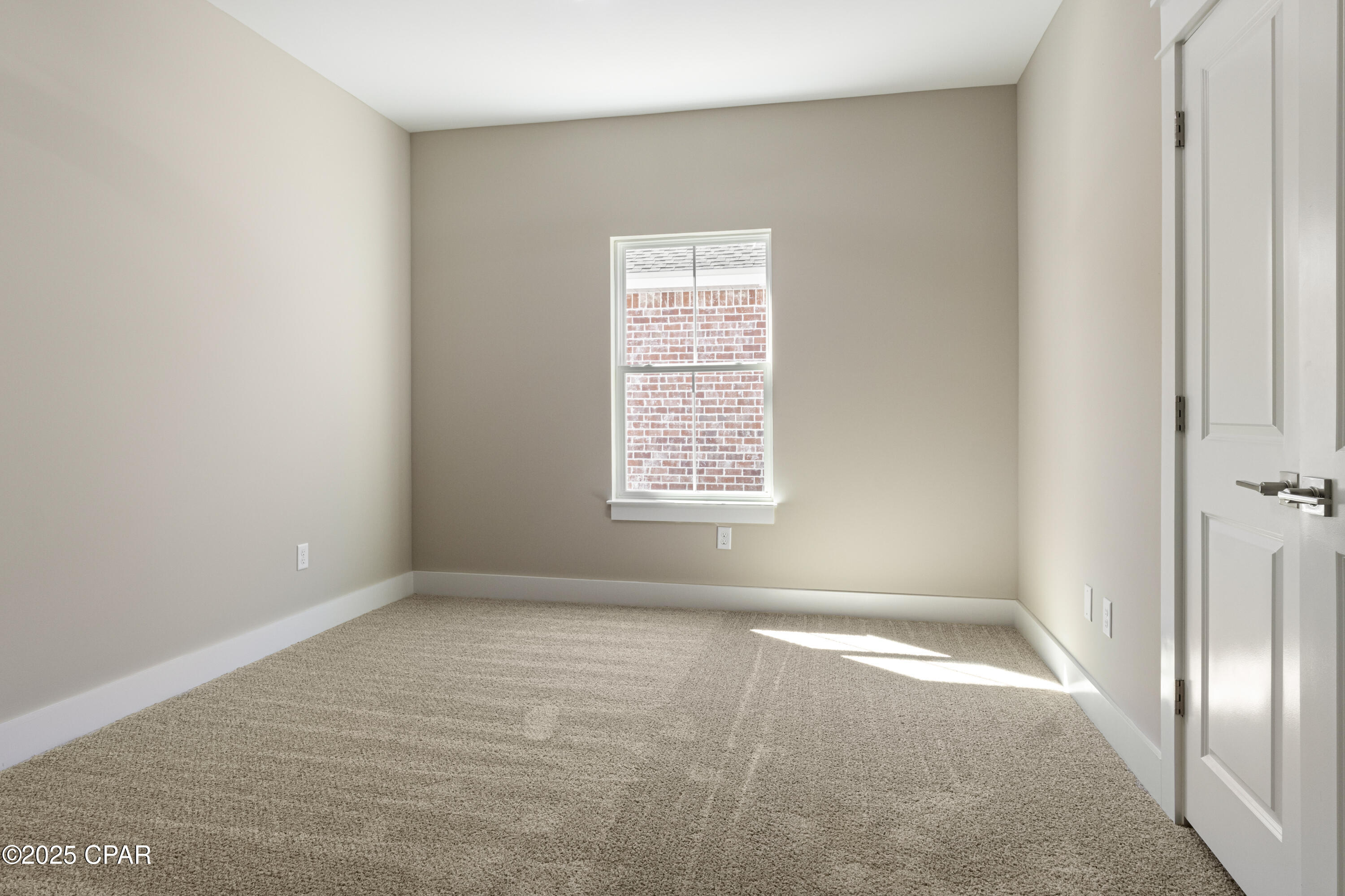 Image 12 For 3837 Red Deer Circle