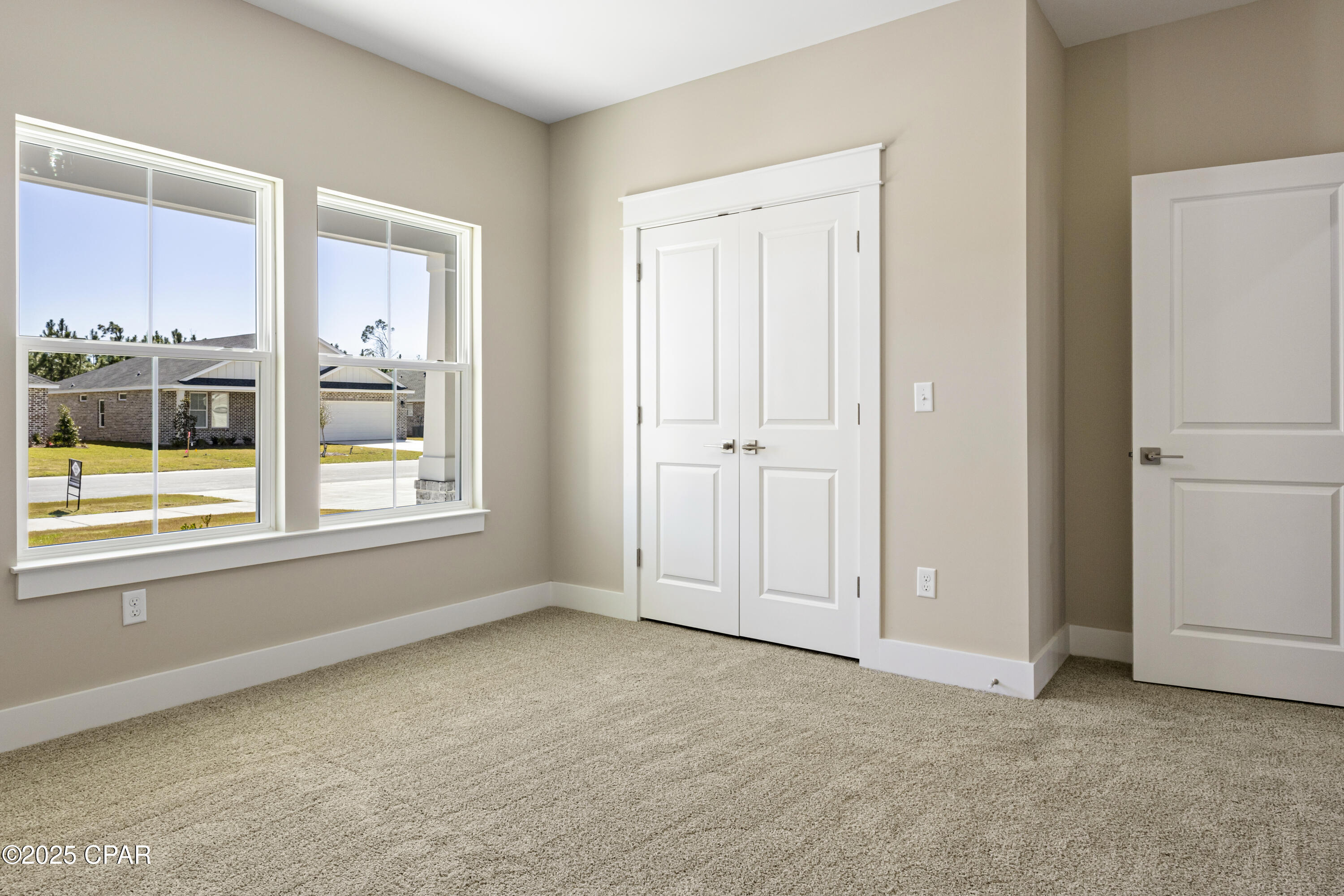 Image 17 For 3837 Red Deer Circle