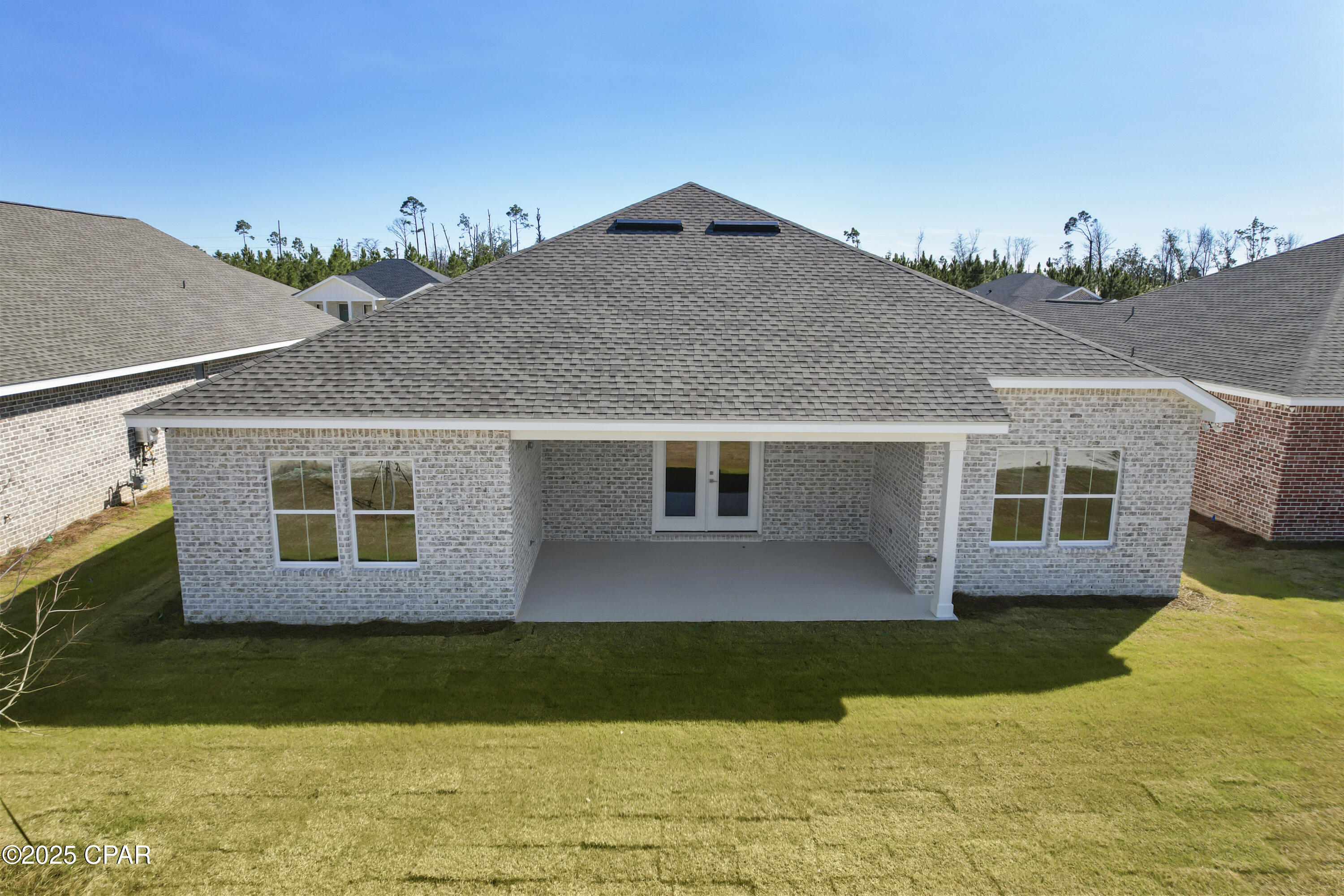 Image 2 For 3837 Red Deer Circle