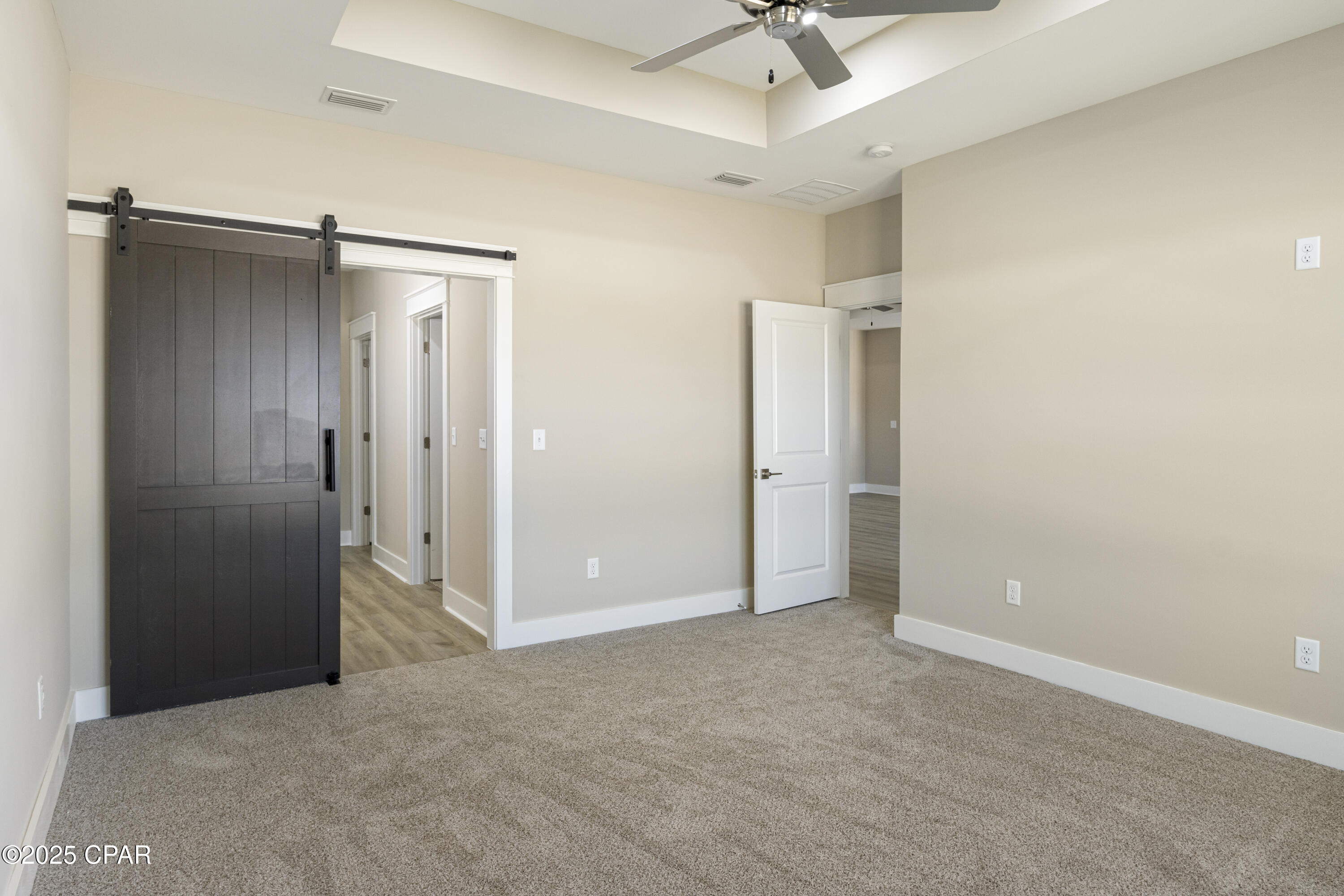Image 8 For 3837 Red Deer Circle