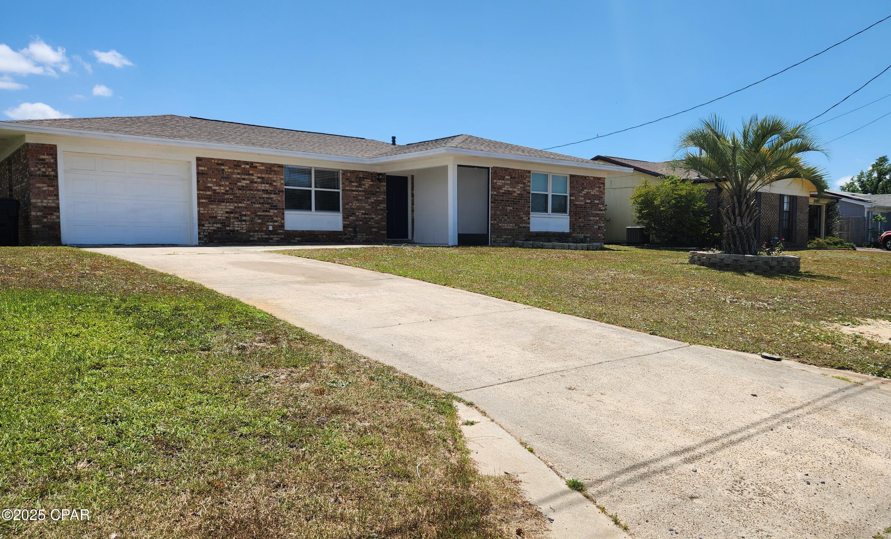 Image 2 For 1307 Evergreen Court