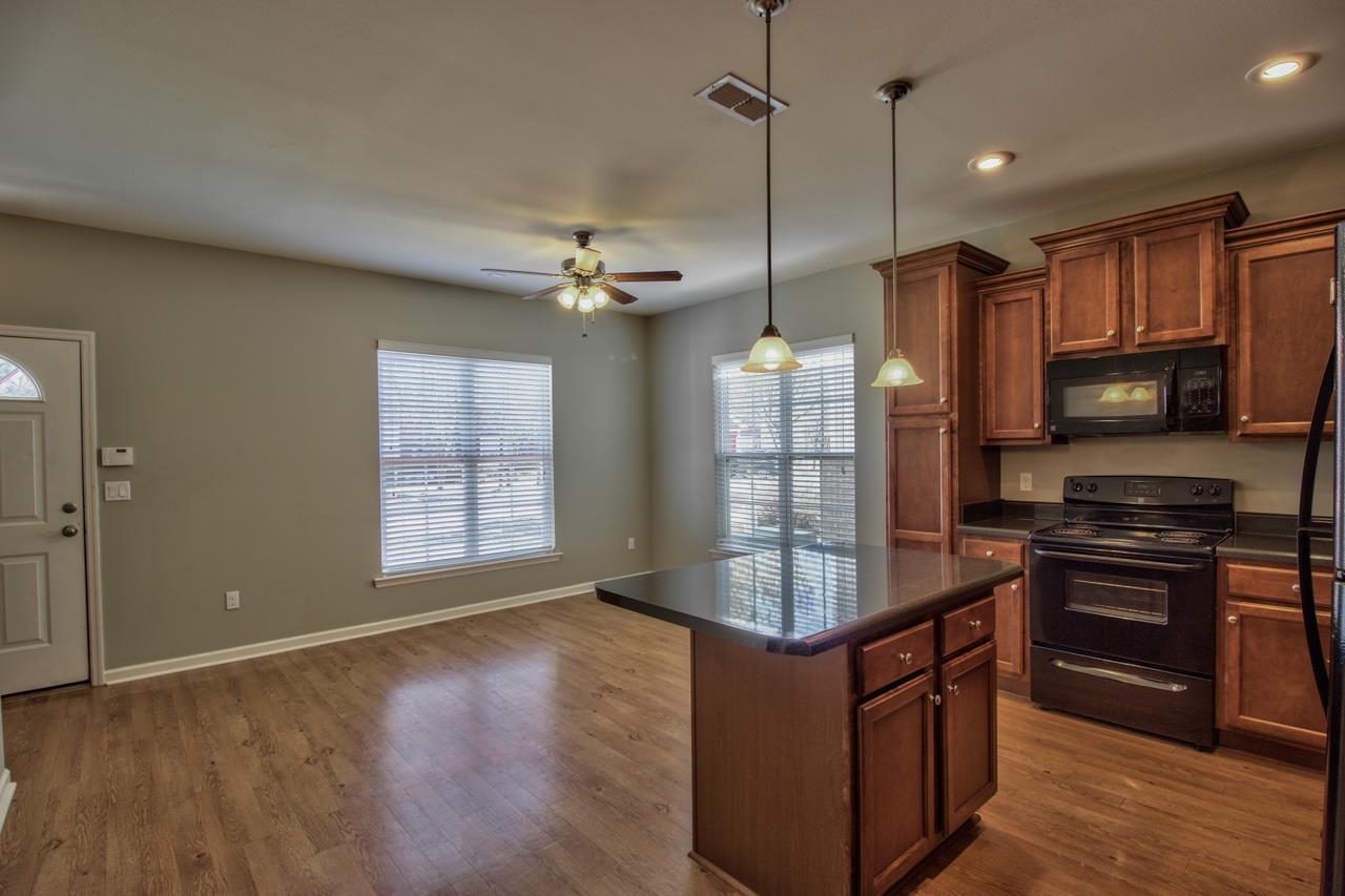 1987 Bloomington Avenue #8 UNITS, Tallahassee, Texas image 13
