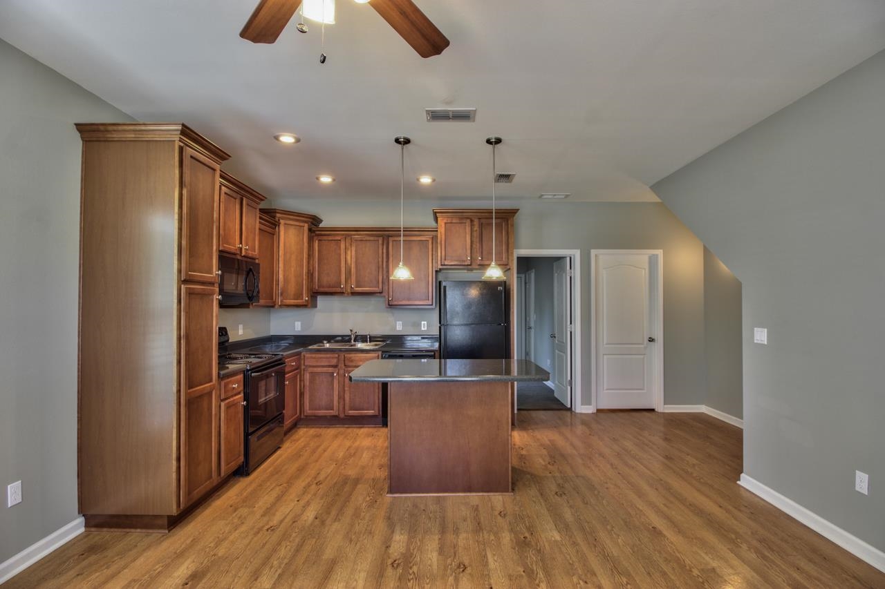 1987 Bloomington Avenue #8 UNITS, Tallahassee, Texas image 8