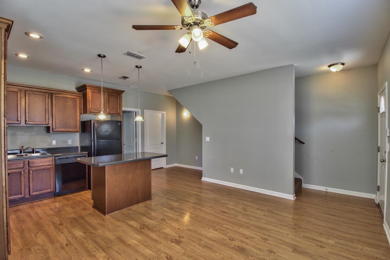 1987 Bloomington Avenue #8 UNITS, Tallahassee, Texas image 9