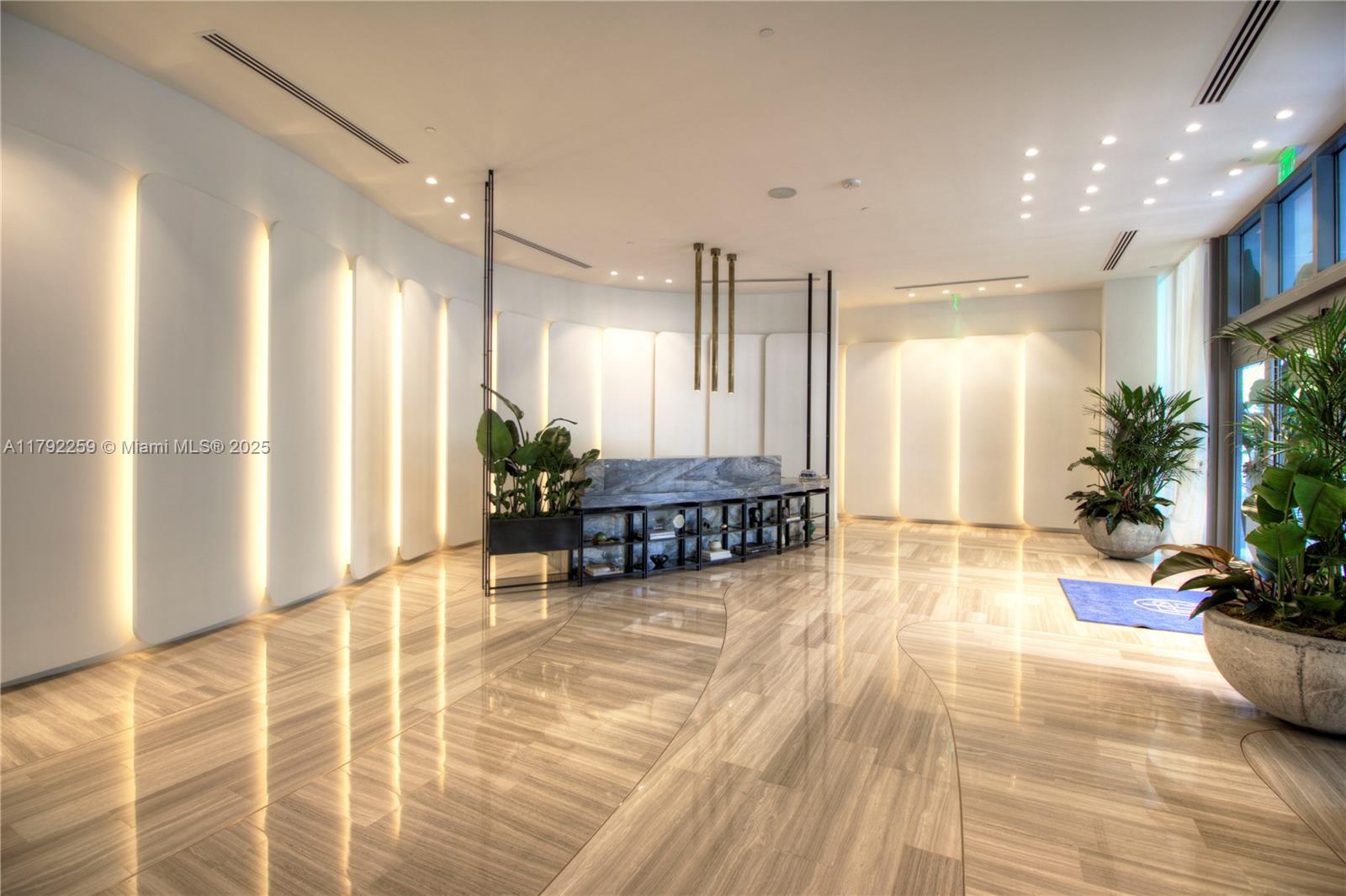 2831 S Bayshore Dr #606, Coconut Grove FL 33133