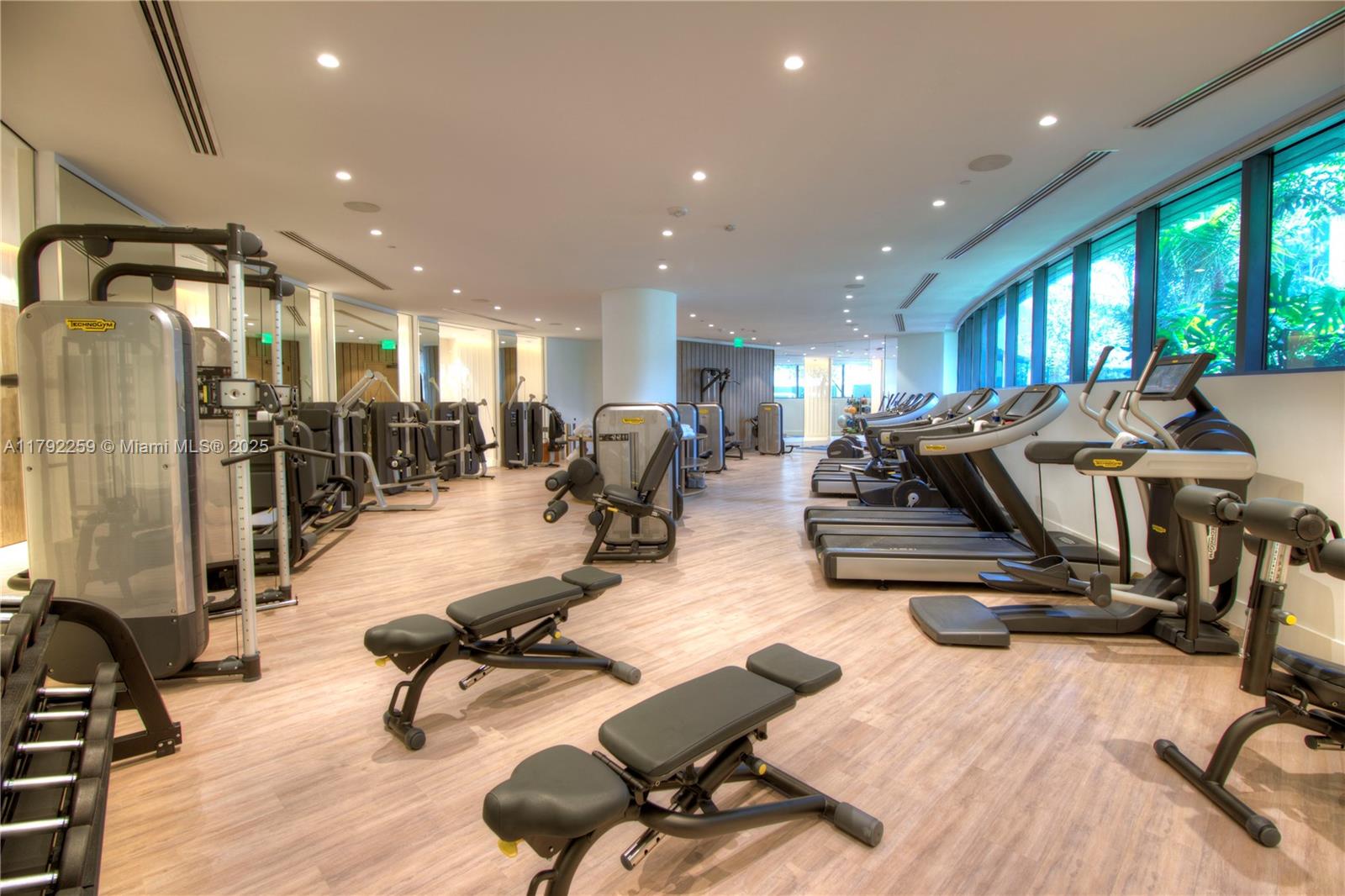 2831 S Bayshore Dr #606, Coconut Grove FL 33133