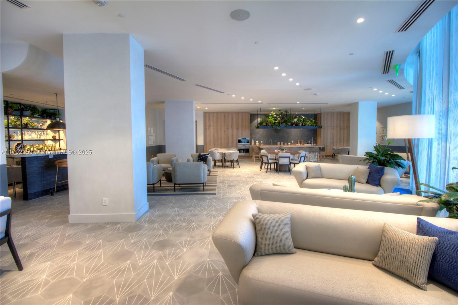 2831 S Bayshore Dr #606, Coconut Grove FL 33133