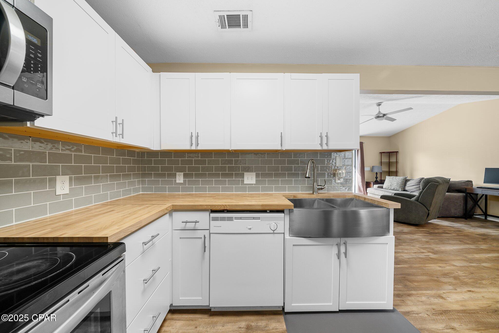Image 6 For 7737 Betty Louise Drive