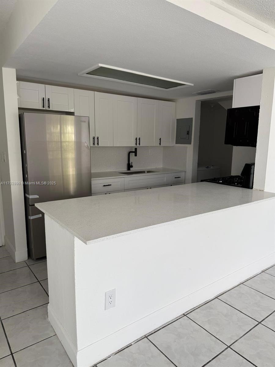 Westland Gardens Club Con