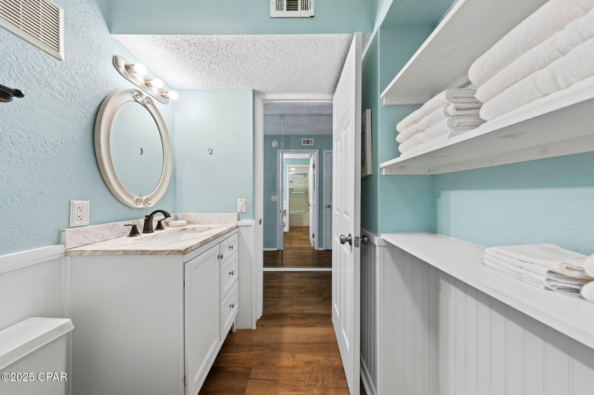 Image 12 For 8743 Thomas Drive 809