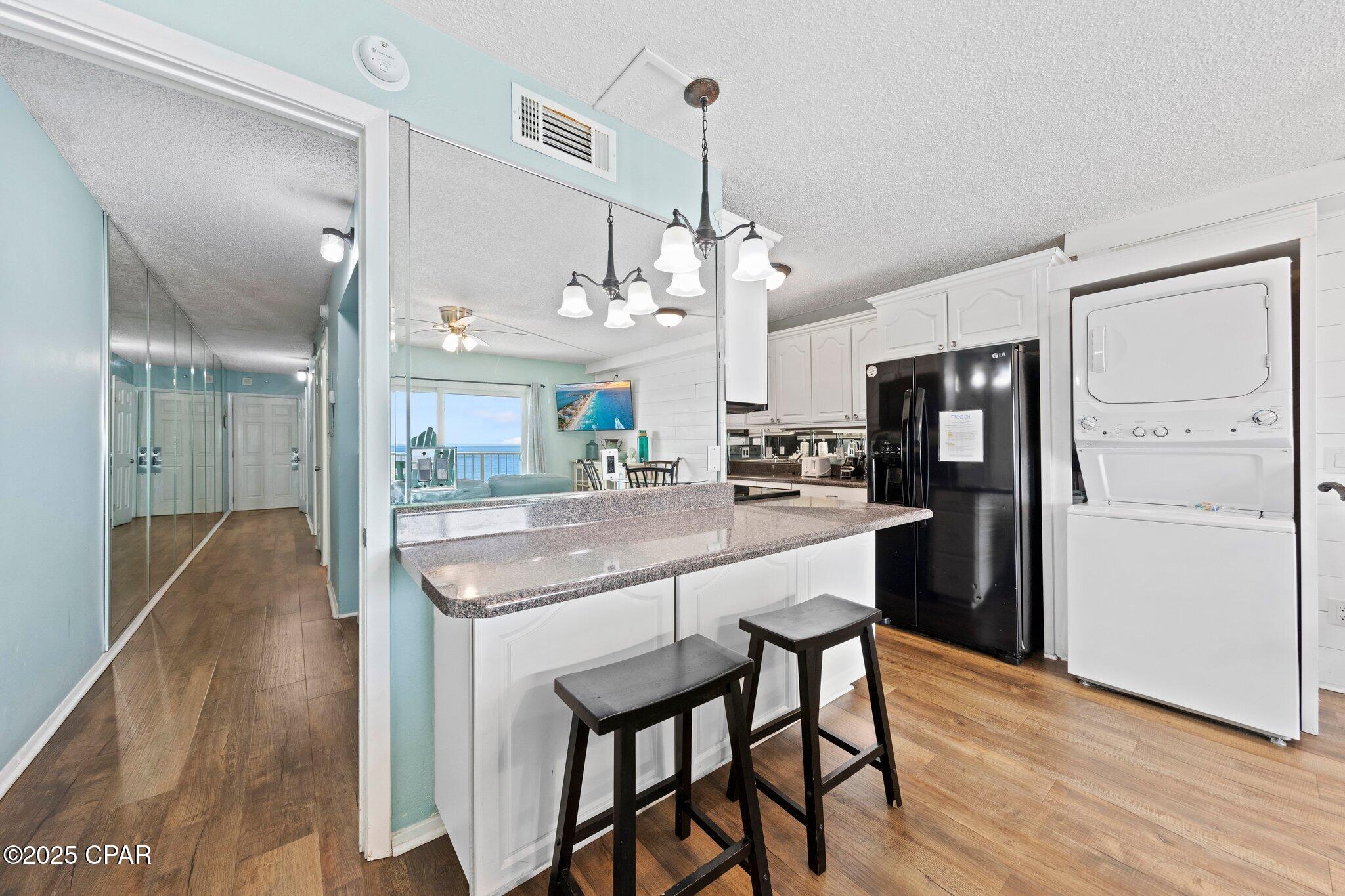 Image 18 For 8743 Thomas Drive 809
